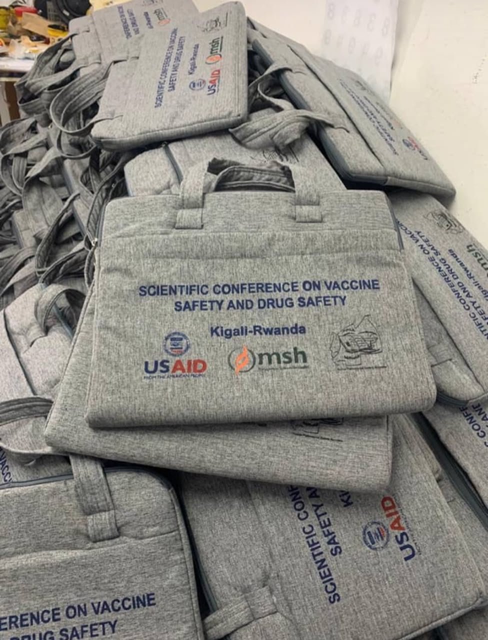 Custom packaging print